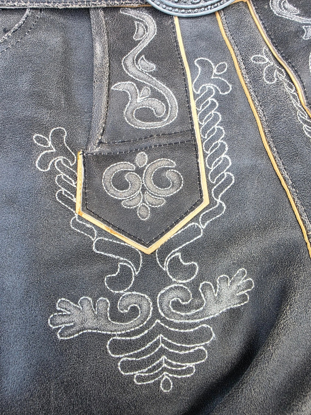 Kurze Lederhose Grau 795